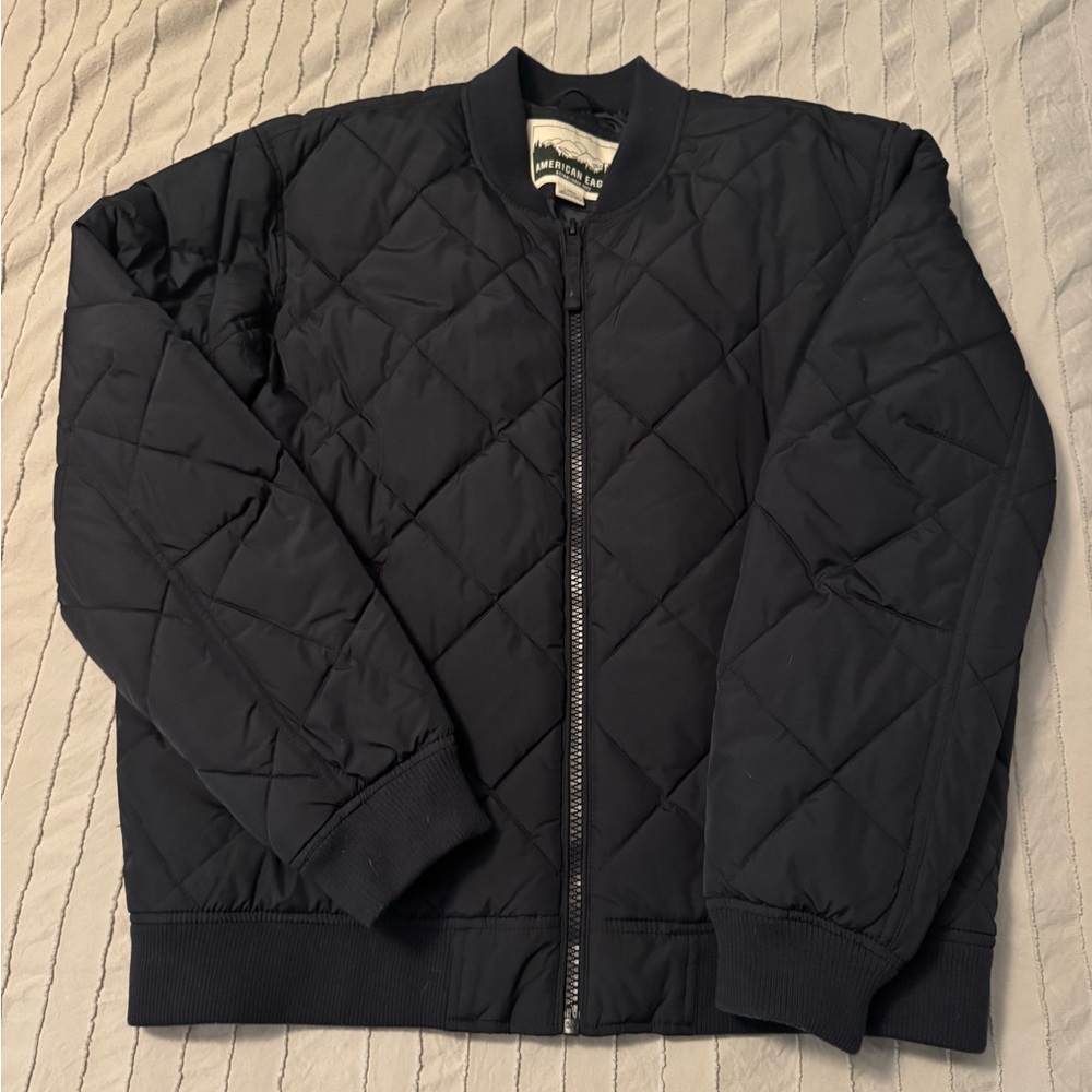 American Eagle Outfitters Men's Black Quilted Puffer Jacket
